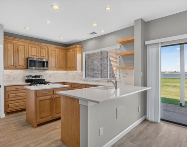 1910 Signal Ridge Place - Photo Thumbnail 6
