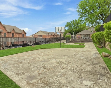 1910 Signal Ridge Place - Photo Thumbnail 26