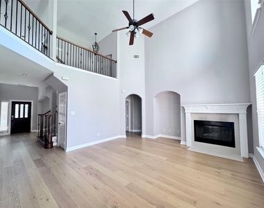 6504 Diamond Drive - Photo Thumbnail 4