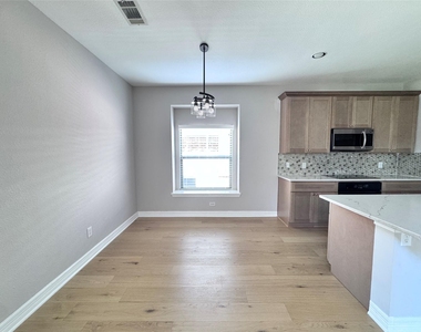 6504 Diamond Drive - Photo Thumbnail 10