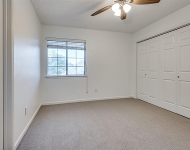 562 Mercer Street - Photo Thumbnail 19
