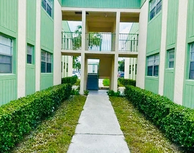 4147 Nw 90th Avenue - Photo Thumbnail 18