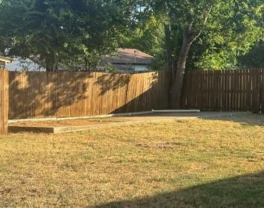 111 Freeman Street - Photo Thumbnail 18