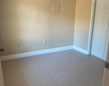 111 Freeman Street - Photo Thumbnail 22