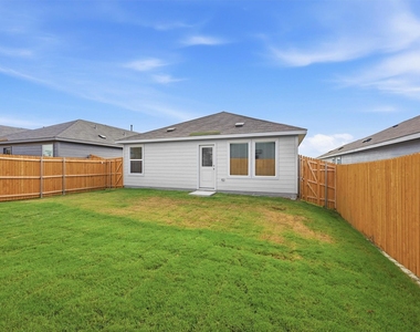 3924 Superior Place - Photo Thumbnail 17