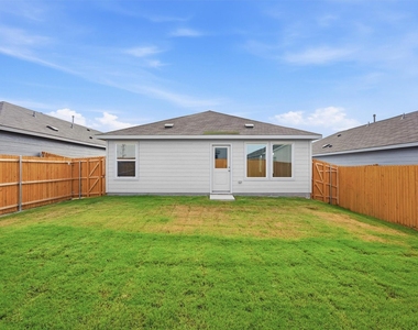 3924 Superior Place - Photo Thumbnail 18