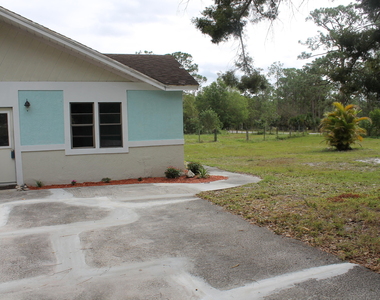 7003 Sw 39th Street - Photo Thumbnail 3