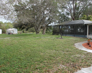 7003 Sw 39th Street - Photo Thumbnail 2