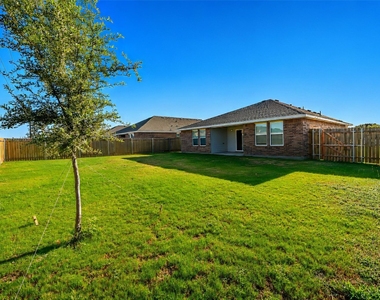 525 Jameson Street - Photo Thumbnail 30