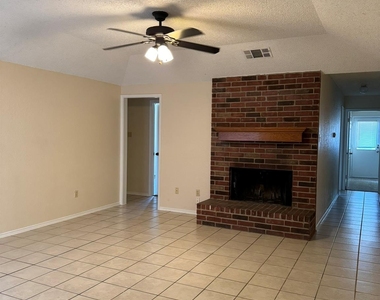 4501 Mizzenmast Court - Photo Thumbnail 2