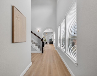 3620 Walden Drive - Photo Thumbnail 27