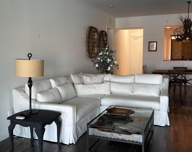 12 Harbour Isle Drive W - Photo Thumbnail 8
