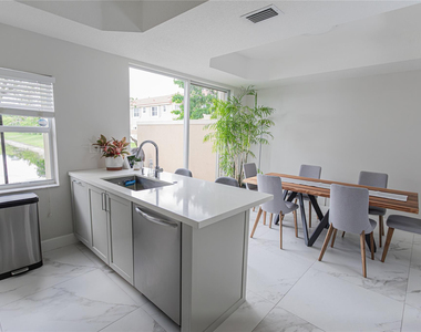 14387 Sw 9th Court - Photo Thumbnail 1