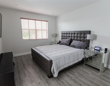 14387 Sw 9th Court - Photo Thumbnail 14