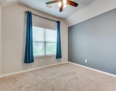 1236 Rosebush Road - Photo Thumbnail 18