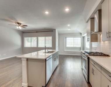 1236 Rosebush Road - Photo Thumbnail 11