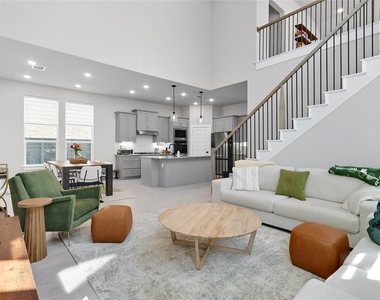 3313 The Commons Parkway - Photo Thumbnail 4