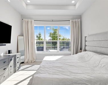 3313 The Commons Parkway - Photo Thumbnail 13