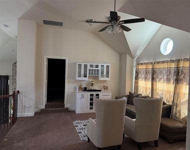 7613 Choctaw Lane - Photo Thumbnail 6