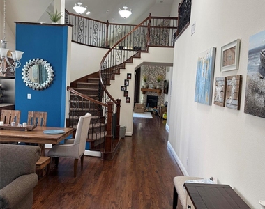 7613 Choctaw Lane - Photo Thumbnail 2