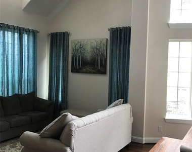 7613 Choctaw Lane - Photo Thumbnail 28
