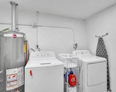 4314 Sw 48th Court - Photo Thumbnail 16