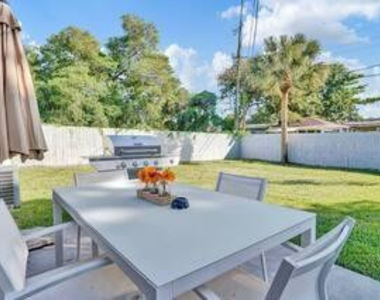 4314 Sw 48th Court - Photo Thumbnail 17