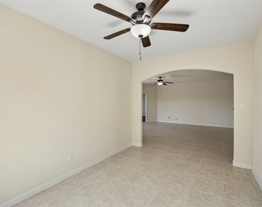 447 Lipizzan Lane - Photo Thumbnail 10