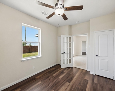 447 Lipizzan Lane - Photo Thumbnail 14