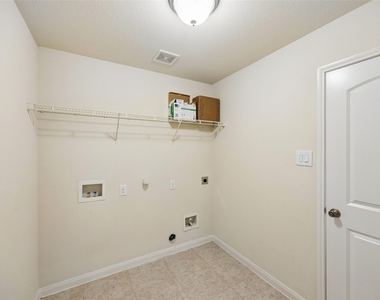 447 Lipizzan Lane - Photo Thumbnail 27