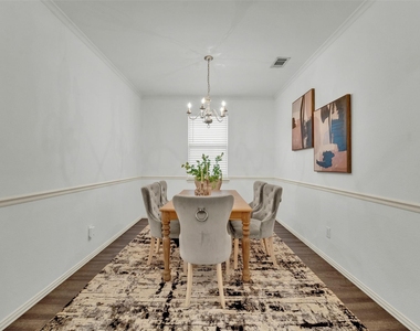 10108 Cherry Hill Lane - Photo Thumbnail 14