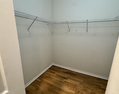 10895 Fillmore Drive - Photo Thumbnail 13