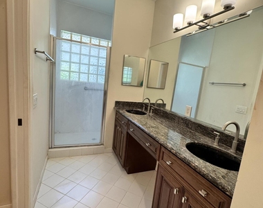 10895 Fillmore Drive - Photo Thumbnail 15