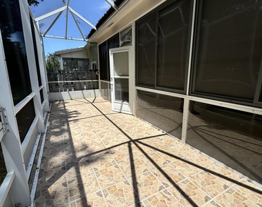10895 Fillmore Drive - Photo Thumbnail 19