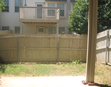 12660 Bay Avenue - Photo Thumbnail 22
