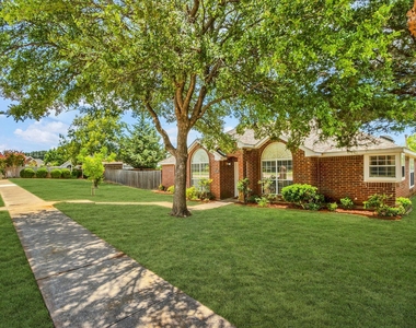 2140 Teal Court - Photo Thumbnail 3