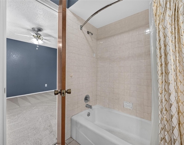 1226 Ranch Valley Drive - Photo Thumbnail 21