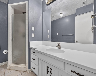 1226 Ranch Valley Drive - Photo Thumbnail 15