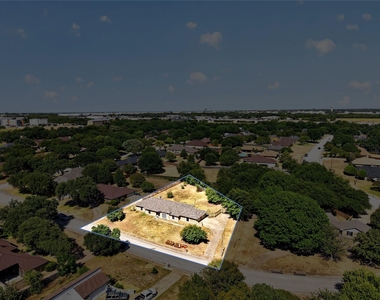 1226 Ranch Valley Drive - Photo Thumbnail 38