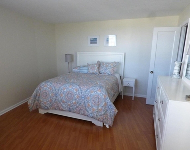 2800 N Ocean Drive - Photo Thumbnail 4