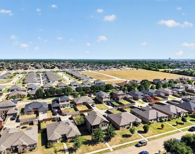 1518 Illinois Avenue - Photo Thumbnail 29