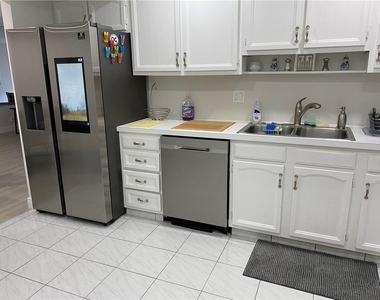 5100 N Ocean Boulevard - Photo Thumbnail 2