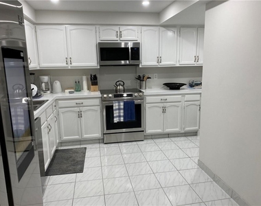 5100 N Ocean Boulevard - Photo Thumbnail 3