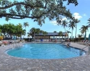 5100 N Ocean Boulevard - Photo Thumbnail 10