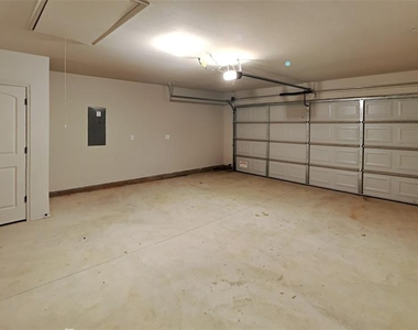 10528 Nw 41st Street - Photo Thumbnail 18