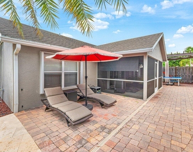 12842 Meadowbend Drive - Photo Thumbnail 38