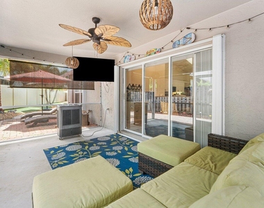 12842 Meadowbend Drive - Photo Thumbnail 9