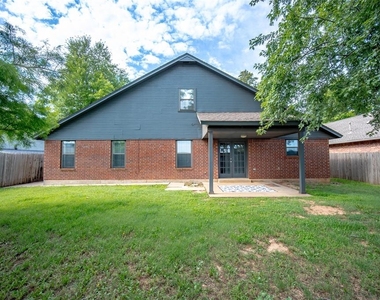 1129 Nw 176th Street - Photo Thumbnail 4