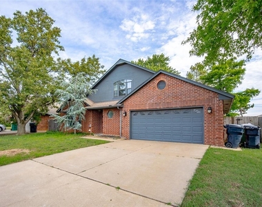 1129 Nw 176th Street - Photo Thumbnail 2