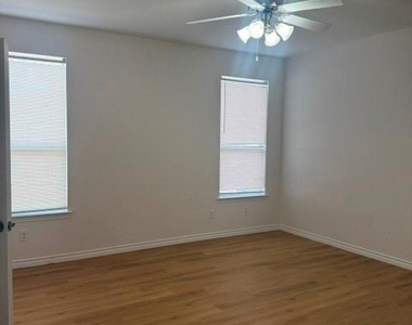 2021 Brook Meadow Drive - Photo Thumbnail 21